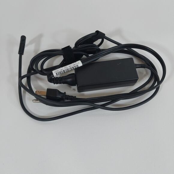 OEM HP AC POWER ADAPTER CHARGER 45W 19.5V 2.31A TPN-CA14 741727-001 L25296-002 - Picture 1 of 3